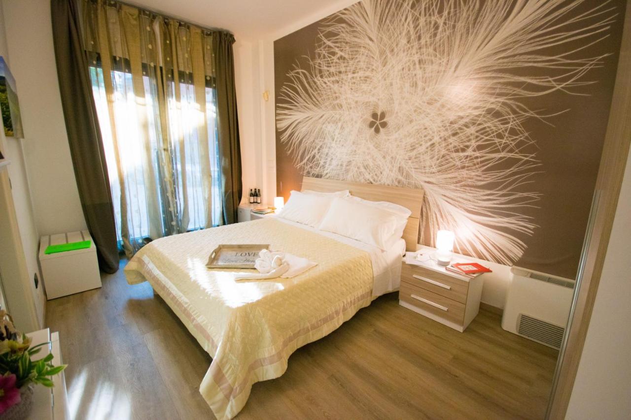 Alba Serena Camere Luaran gambar